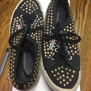 Gold studded supergas lowtop